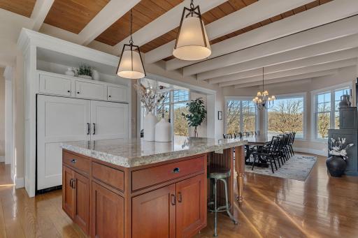 14998 Highway 71 NE, New London, MN 56273
