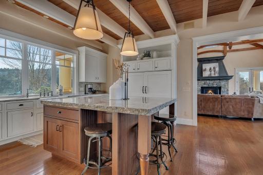 14998 Highway 71 NE, New London, MN 56273