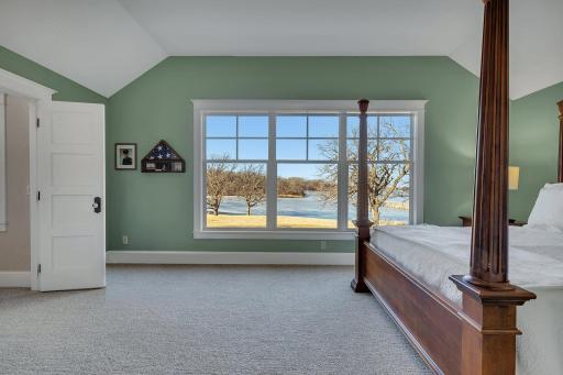 14998 Highway 71 NE, New London, MN 56273