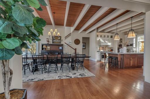 14998 Highway 71 NE, New London, MN 56273