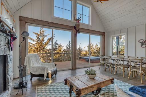 14998 Highway 71 NE, New London, MN 56273