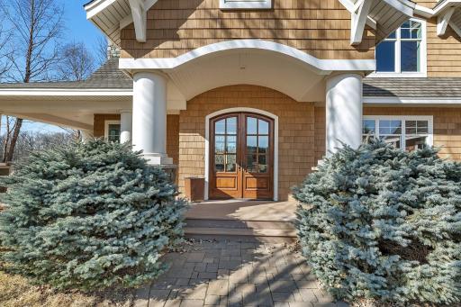 14998 Highway 71 NE, New London, MN 56273