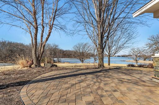 14998 Highway 71 NE, New London, MN 56273