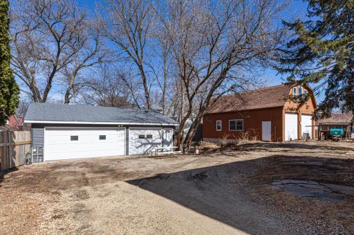 211 3rd Avenue NE, Waseca, MN 56093