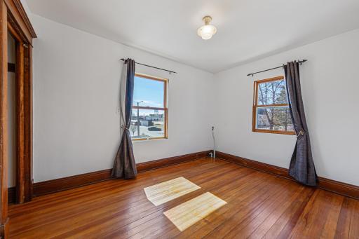 211 3rd Avenue NE, Waseca, MN 56093