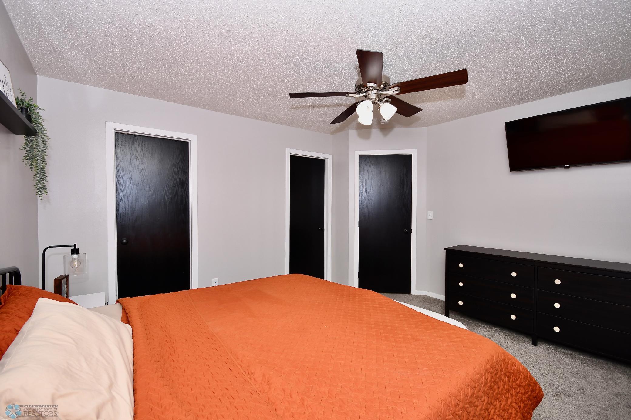 primary bedroom / walk in closet