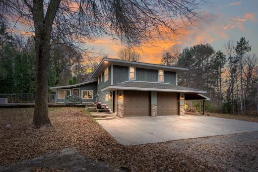 700 317th Avenue NW, Cambridge, MN 55008