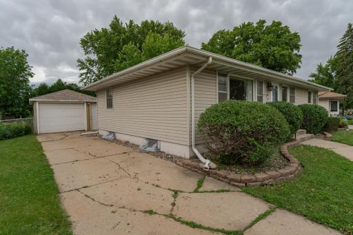 2213 Elton Hills Drive NW, Rochester, MN 55901
