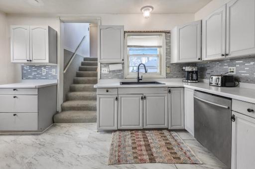 39 7th Avenue N, Waite Park, MN 56387