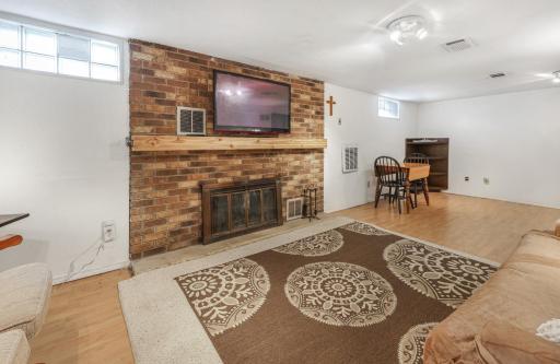 39 7th Avenue N, Waite Park, MN 56387