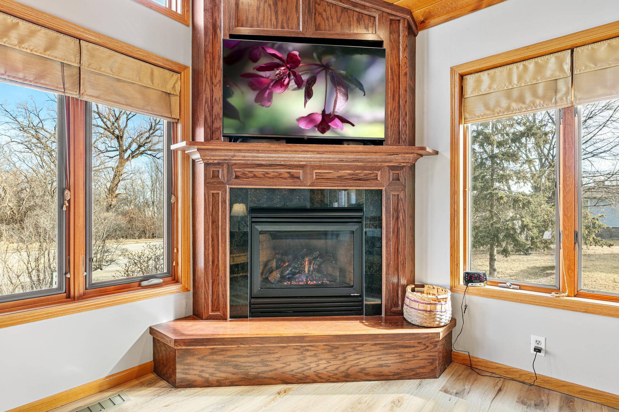 Great woodwork and built-in