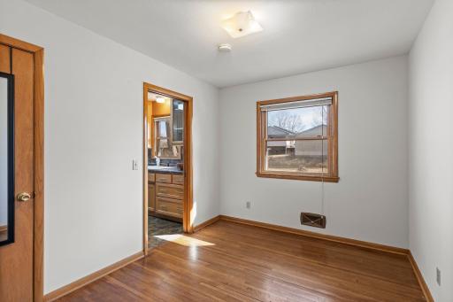 8941 Wildwood Avenue, Saint Bonifacius, MN 55375