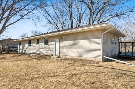 8941 Wildwood Avenue, Saint Bonifacius, MN 55375