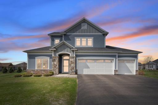 8715 Upper 9th Place N, Lake Elmo, MN 55042