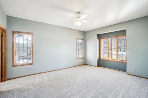1426 Valley Creek Drive, New Richmond, WI 54017