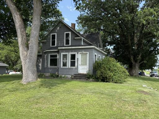 902 Pacific Avenue, Kerkhoven, MN 56252