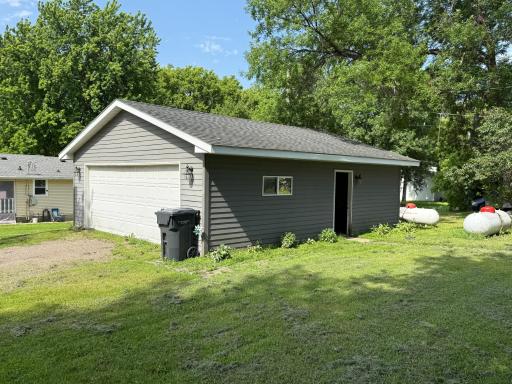 902 Pacific Avenue, Kerkhoven, MN 56252