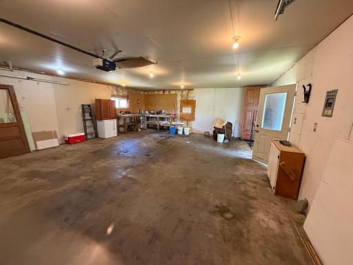 902 Pacific Avenue, Kerkhoven, MN 56252