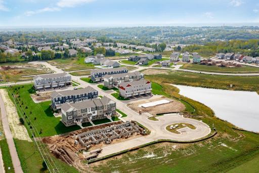 Hinton Woods is smack dab in the middle of all things Woodbury and Cottage Grove. Take your pick!