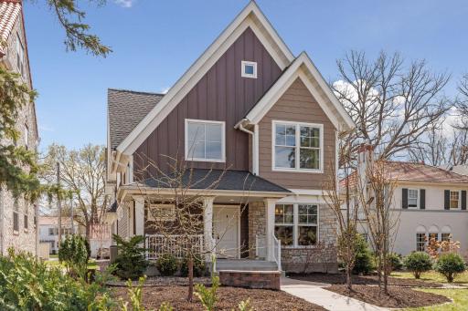 38 Mississippi River Boulevard N, Saint Paul, MN 55104
