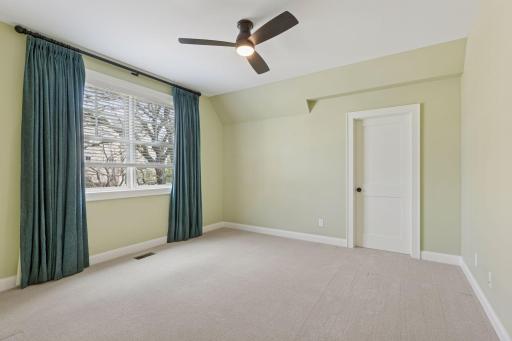 38 Mississippi River Boulevard N, Saint Paul, MN 55104