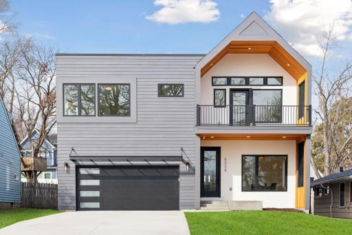 6008 Oaklawn Avenue, Edina, MN 55424