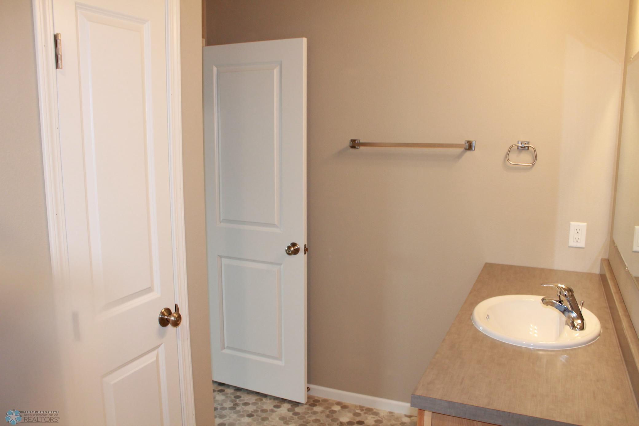 master bath.JPG
