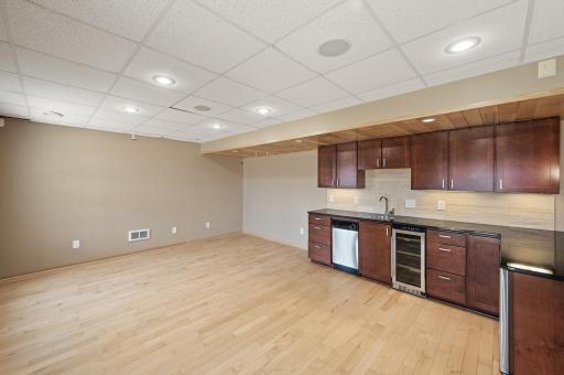 9030 Carter Path, Inver Grove Heights, MN 55076