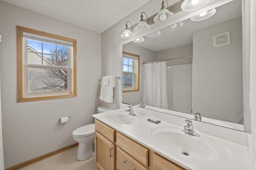 9030 Carter Path, Inver Grove Heights, MN 55076