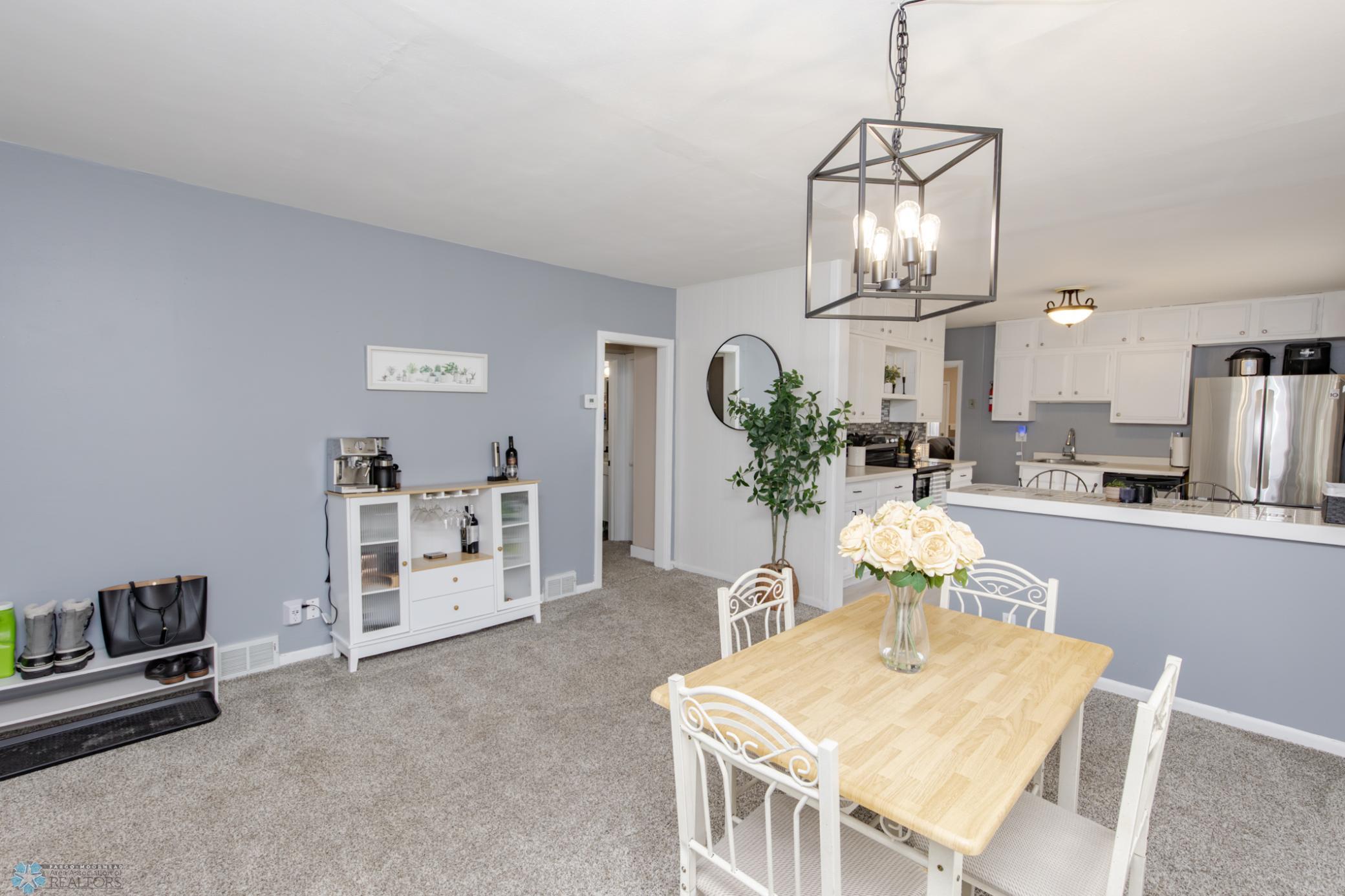 Dining Room/Entry