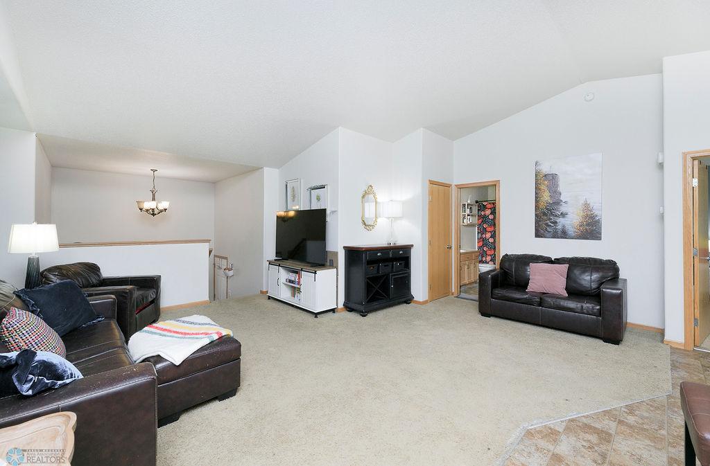 Living Room.jpg