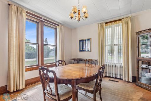 421 2nd Street E, Hunter, ND 58048