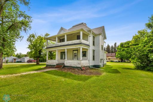 421 2nd Street E, Hunter, ND 58048