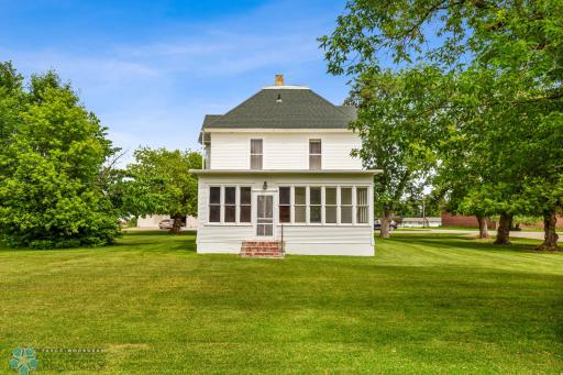 421 2nd Street E, Hunter, ND 58048