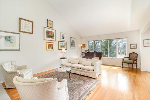 7470 Cahill Road, Minneapolis, MN 55439