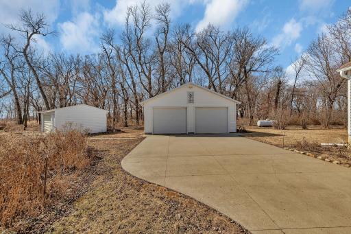 16920 15th Street SE, Blomkest, MN 56216