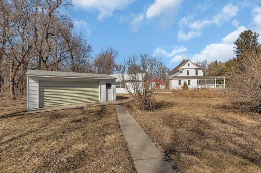 16920 15th Street SE, Blomkest, MN 56216