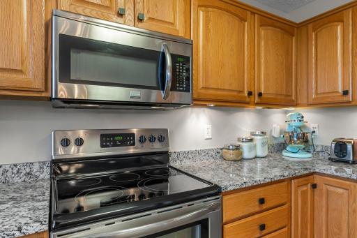 206 Winkler Trail, Cologne, MN 55322