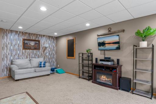 206 Winkler Trail, Cologne, MN 55322