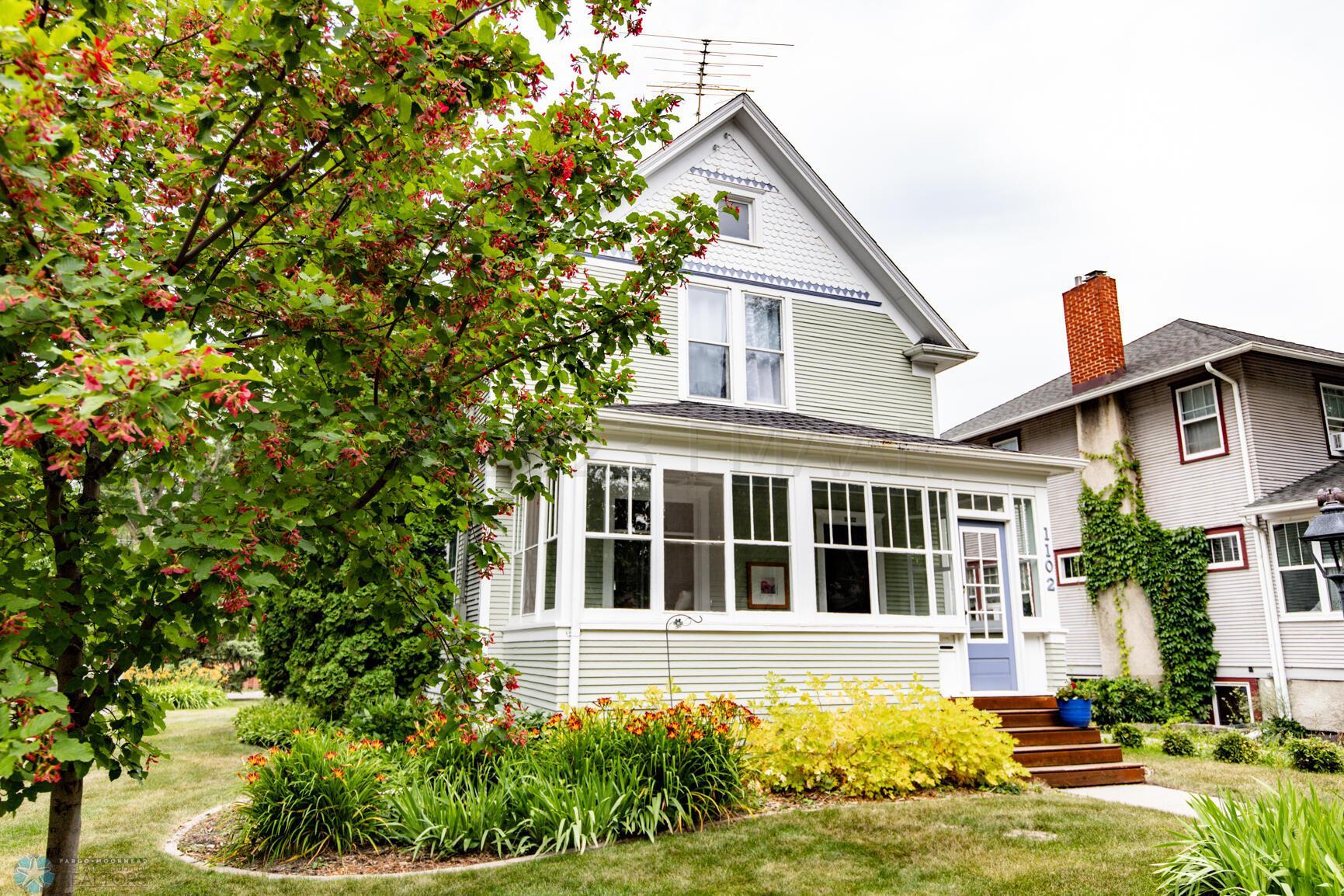 Front Exterior (summer)