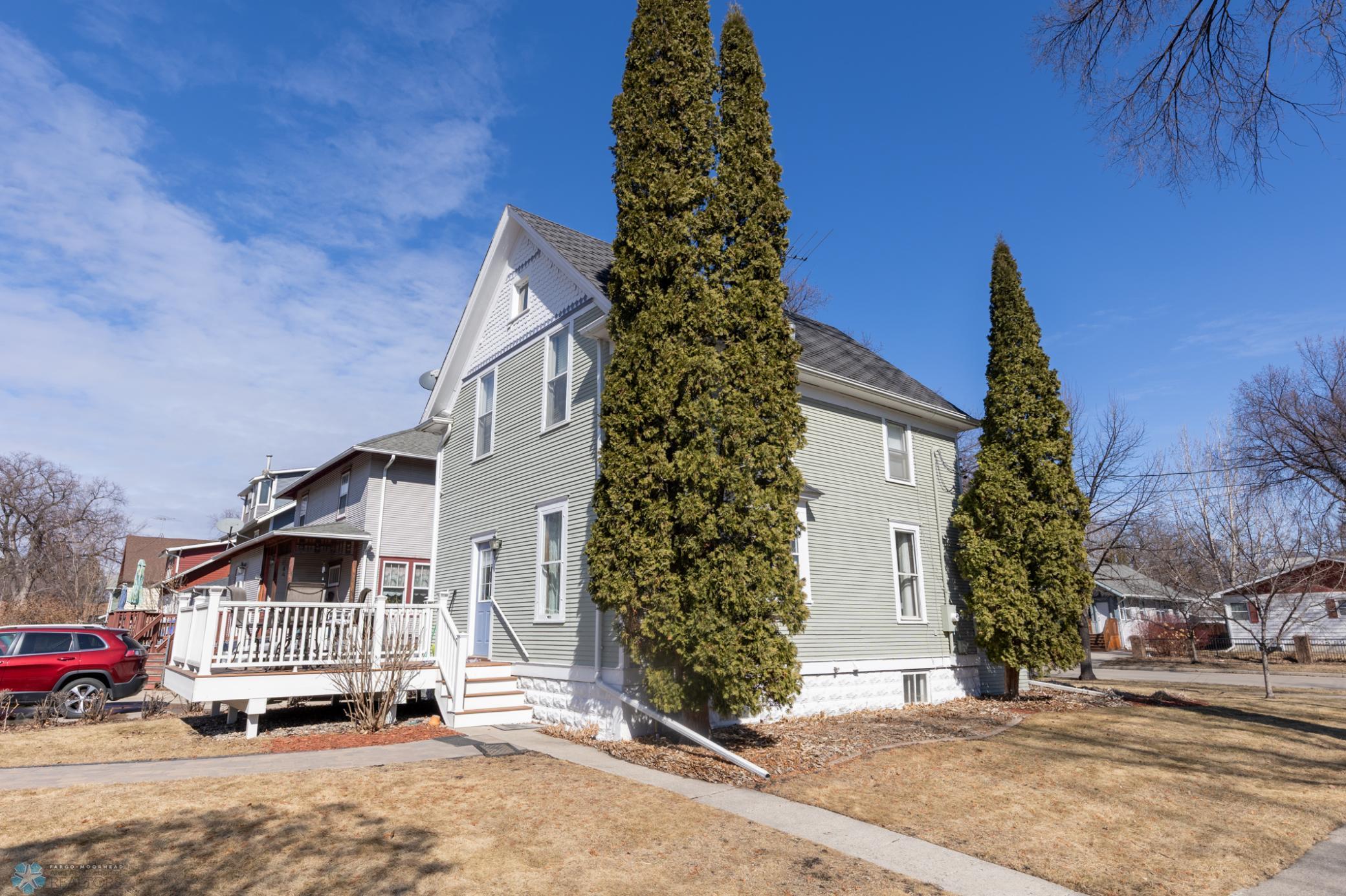 Rear/Side Exterior