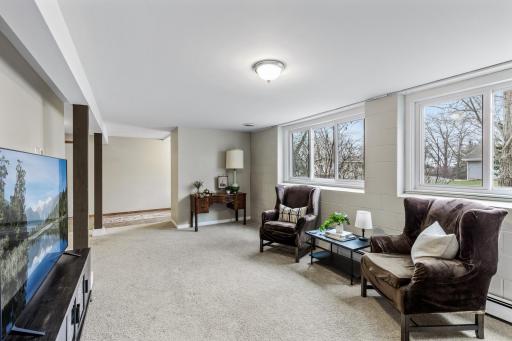 13633 Washburn Avenue S, Burnsville, MN 55337
