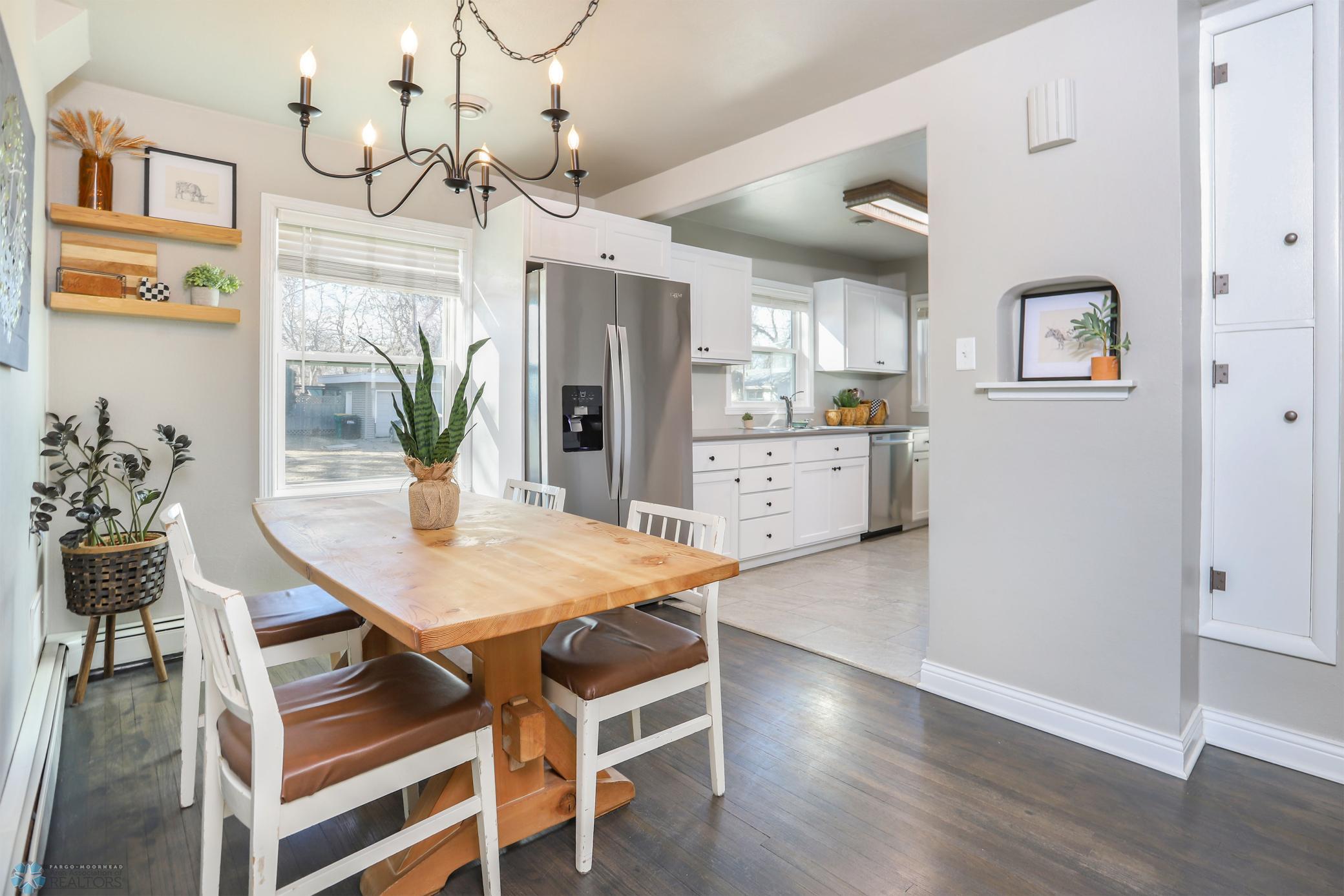 Dining into kitchen