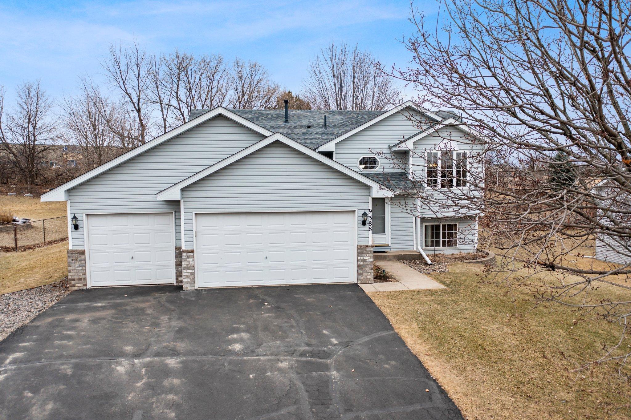 6-web-or-mls-9388 Preserve Trail-168.jpg