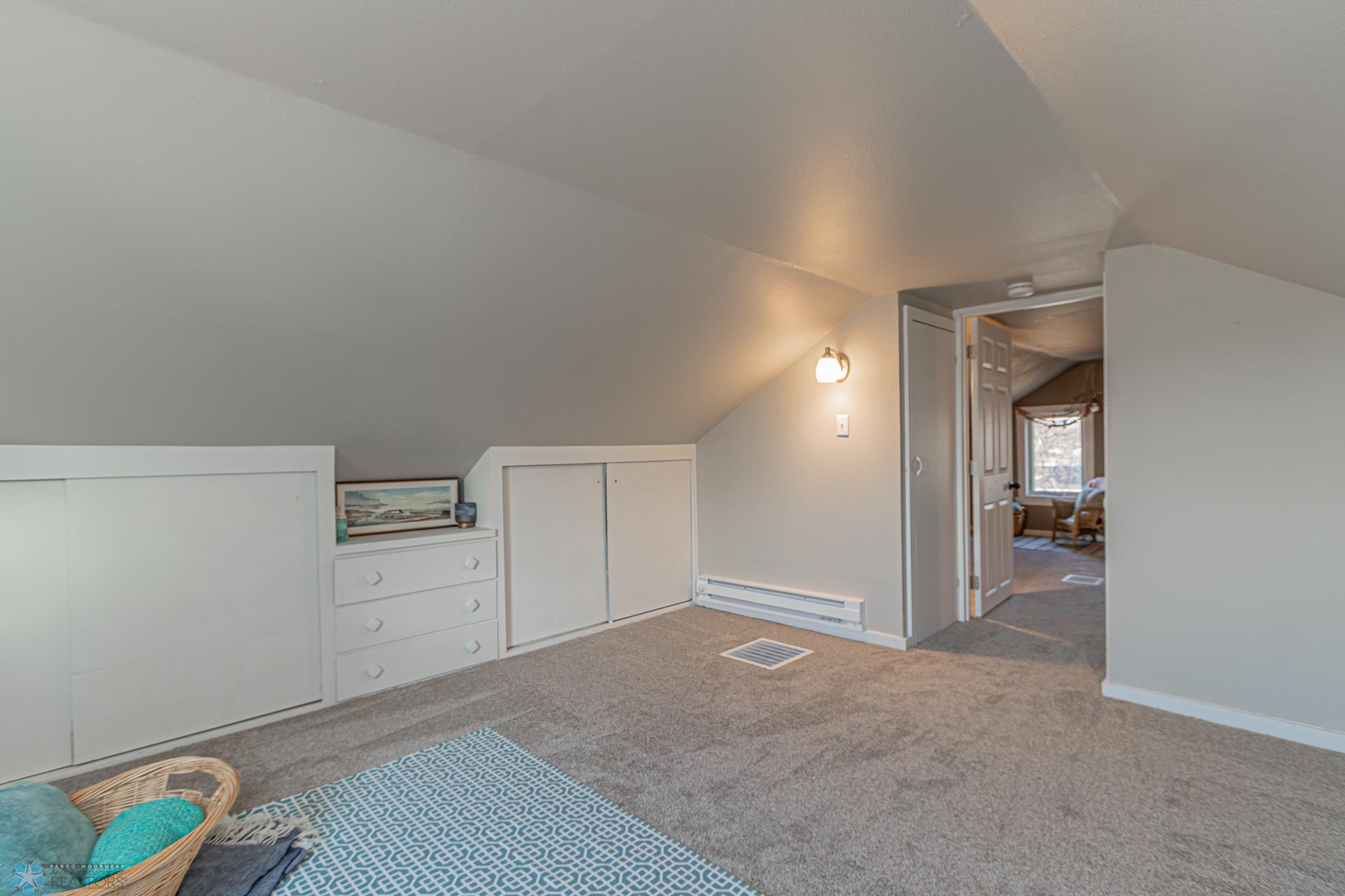 3105 7th ave N, Fargo, ND-22.jpg