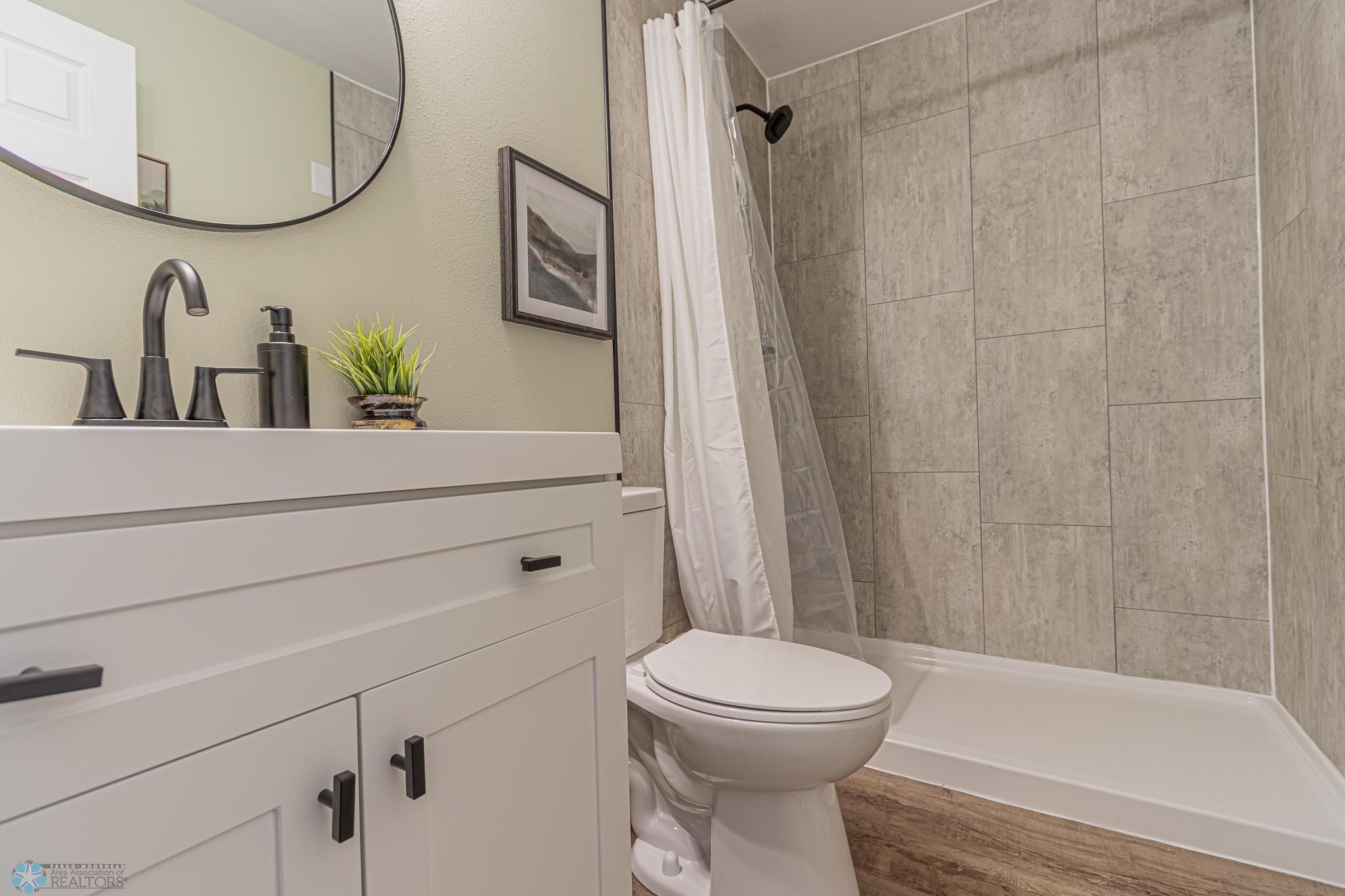 3105 7th ave N, Fargo, ND-14.jpg