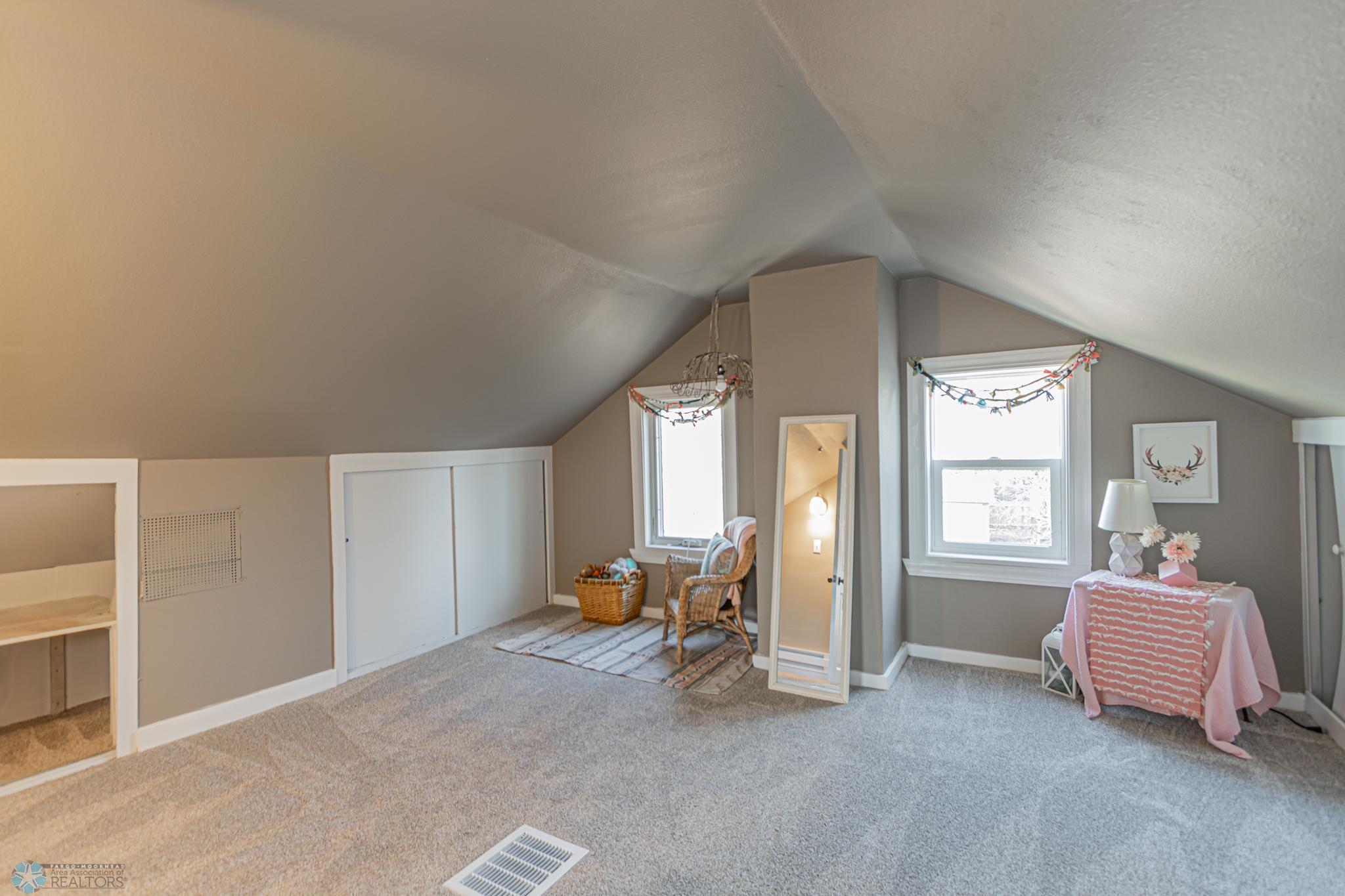 3105 7th ave N, Fargo, ND-19.jpg