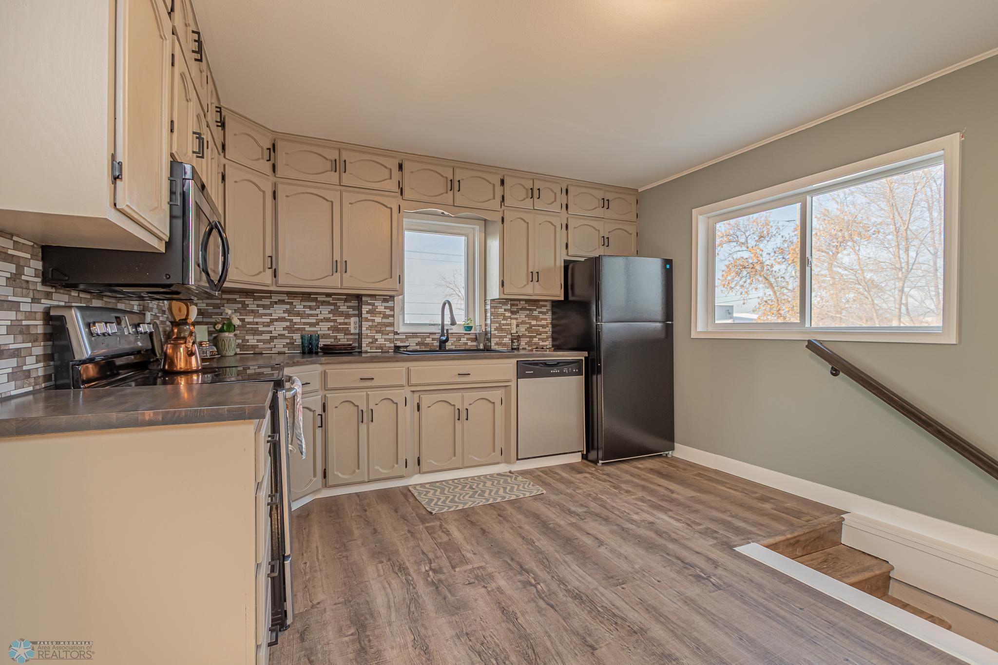 3105 7th ave N, Fargo, ND-05.jpg