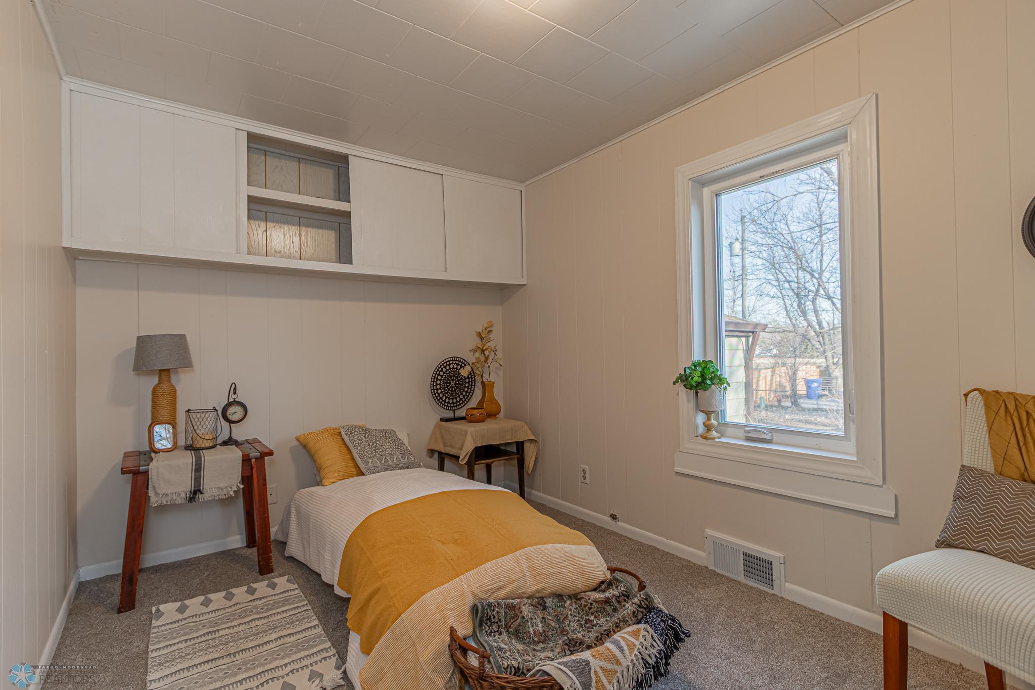 3105 7th ave N, Fargo, ND-12.jpg