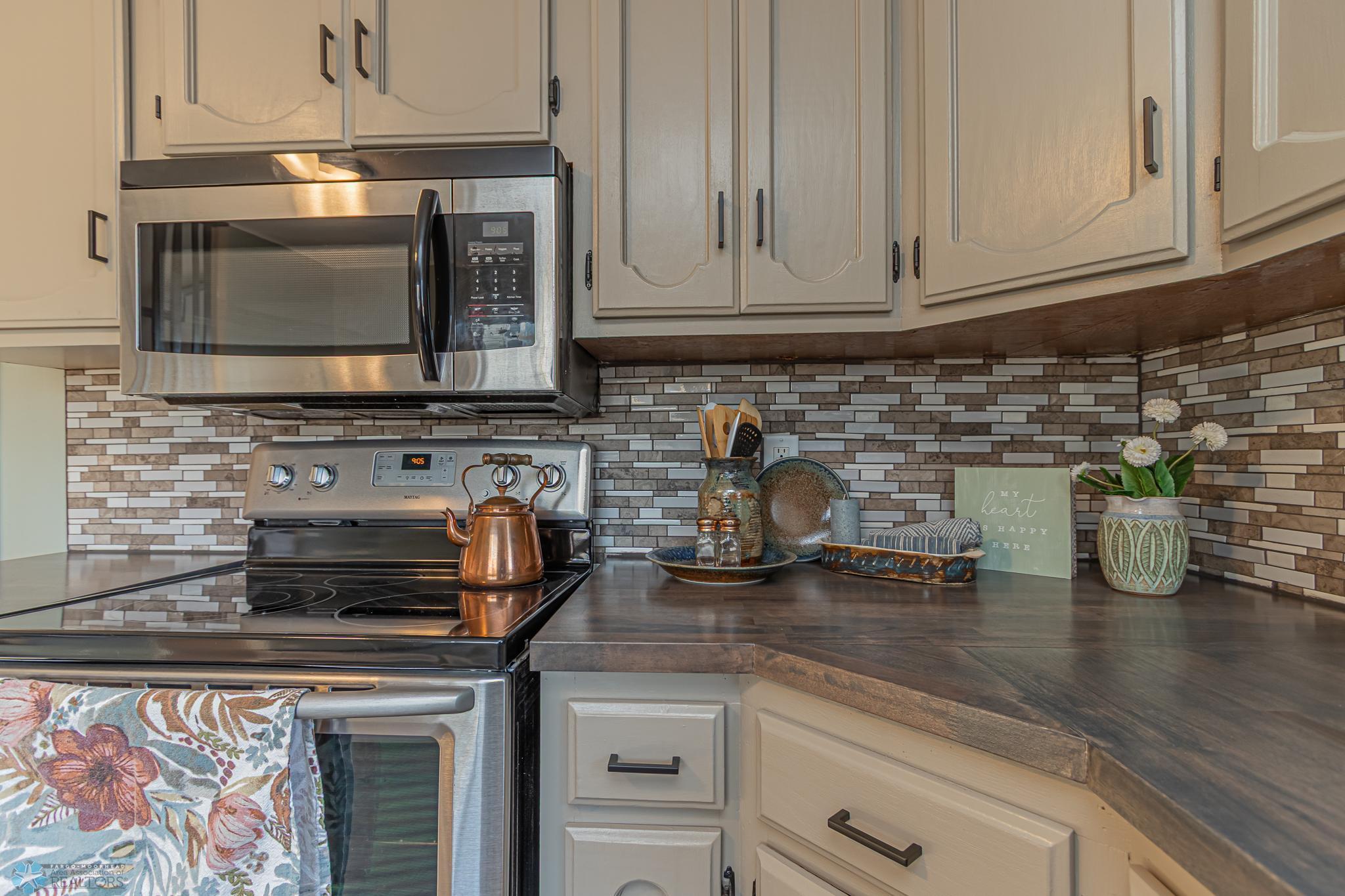 3105 7th ave N, Fargo, ND-09.jpg